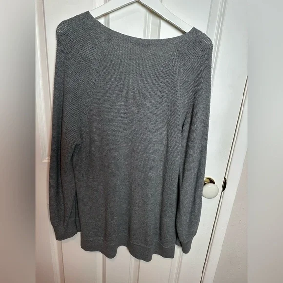 Vince gray V-Neck Women's Sweater - Picture 8 of 10